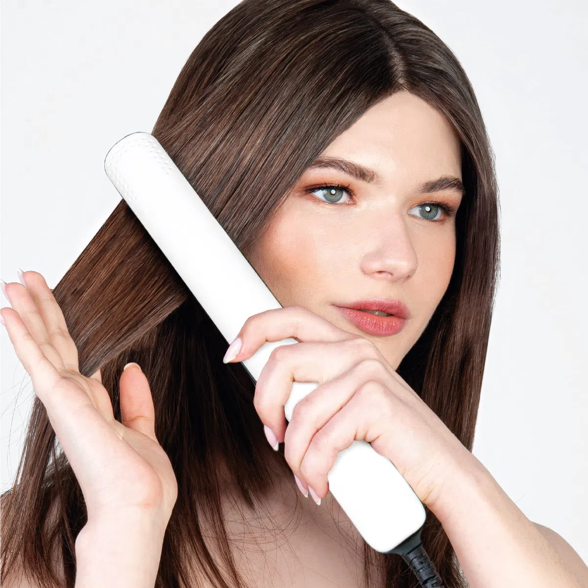 Thader TH Pharma Kit de lissage brésilien sans formol aux huiles d'argan et Tsubaki, kératine et acides aminés (blanc - cheveux foncés)